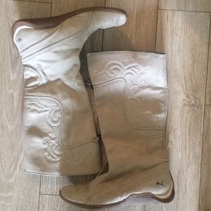 Puma “cowboy” boot